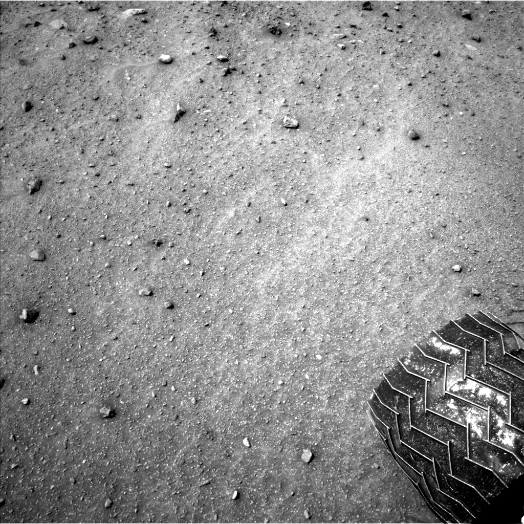 Nasa's Mars rover Curiosity acquired this image using its Left Navigation Camera on Sol 962, at drive 1710, site number 46