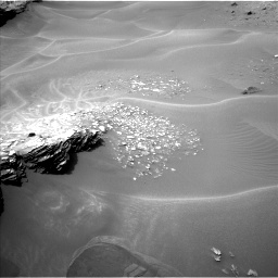 Nasa's Mars rover Curiosity acquired this image using its Left Navigation Camera on Sol 976, at drive 616, site number 47