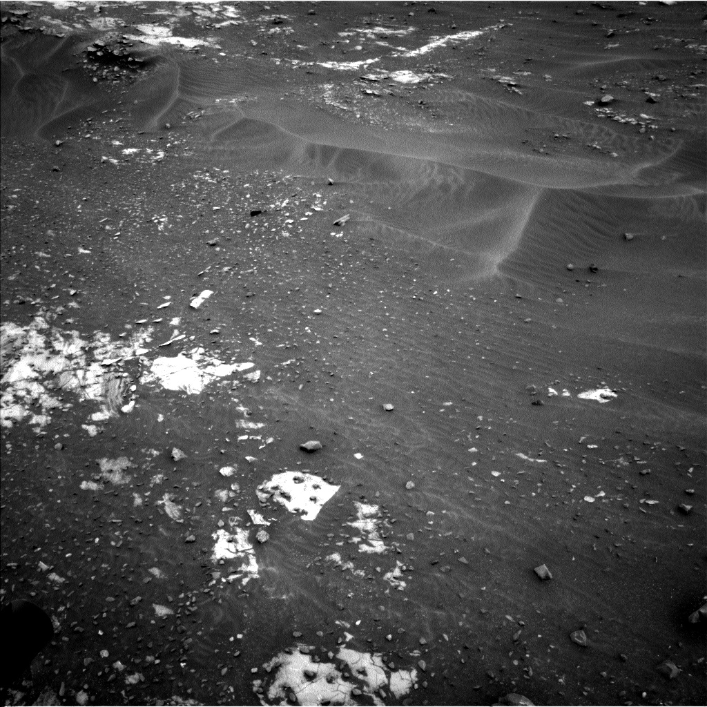 Nasa's Mars rover Curiosity acquired this image using its Left Navigation Camera on Sol 976, at drive 1120, site number 47