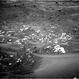 Nasa's Mars rover Curiosity acquired this image using its Left Navigation Camera on Sol 981, at drive 1260, site number 47