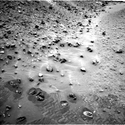 Nasa's Mars rover Curiosity acquired this image using its Left Navigation Camera on Sol 986, at drive 54, site number 48