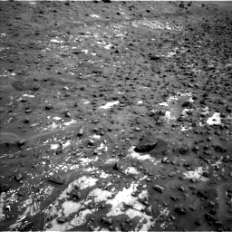 Nasa's Mars rover Curiosity acquired this image using its Left Navigation Camera on Sol 987, at drive 400, site number 48