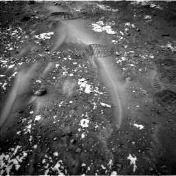 Nasa's Mars rover Curiosity acquired this image using its Left Navigation Camera on Sol 987, at drive 412, site number 48