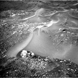 Nasa's Mars rover Curiosity acquired this image using its Left Navigation Camera on Sol 990, at drive 770, site number 48