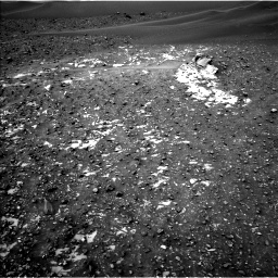 Nasa's Mars rover Curiosity acquired this image using its Left Navigation Camera on Sol 991, at drive 894, site number 48