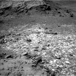 Nasa's Mars rover Curiosity acquired this image using its Left Navigation Camera on Sol 992, at drive 1152, site number 48
