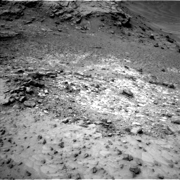Nasa's Mars rover Curiosity acquired this image using its Left Navigation Camera on Sol 992, at drive 1164, site number 48
