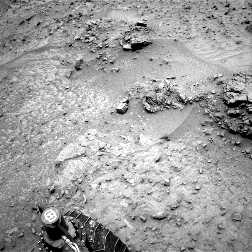 Nasa's Mars rover Curiosity acquired this image using its Right Navigation Camera on Sol 992, at drive 1194, site number 48