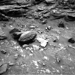 Nasa's Mars rover Curiosity acquired this image using its Left Navigation Camera on Sol 995, at drive 1464, site number 48