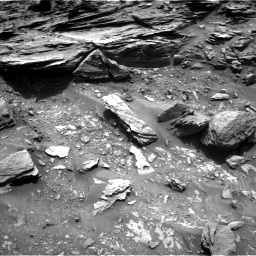 Nasa's Mars rover Curiosity acquired this image using its Left Navigation Camera on Sol 995, at drive 1476, site number 48