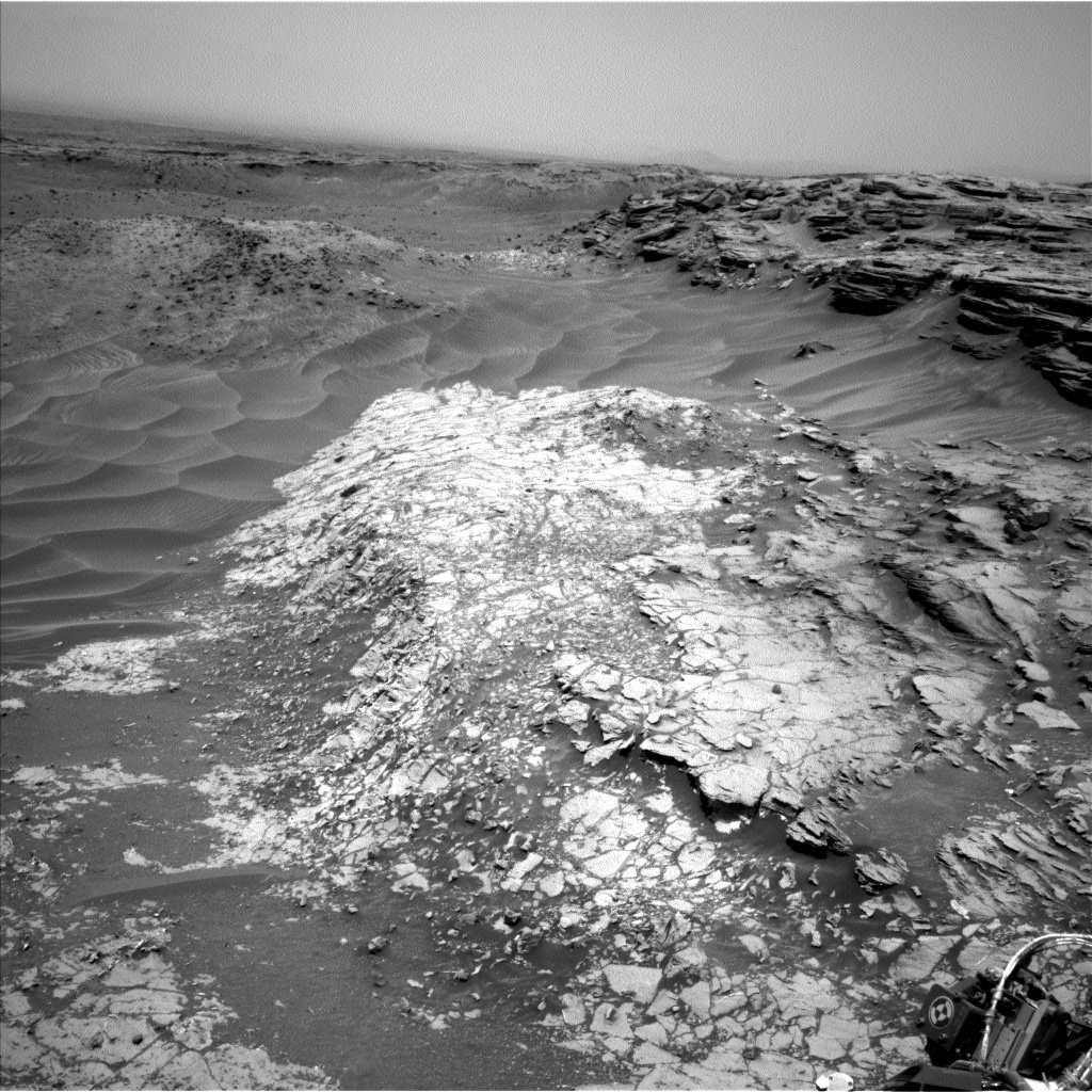 Nasa's Mars rover Curiosity acquired this image using its Left Navigation Camera on Sol 997, at drive 1570, site number 48