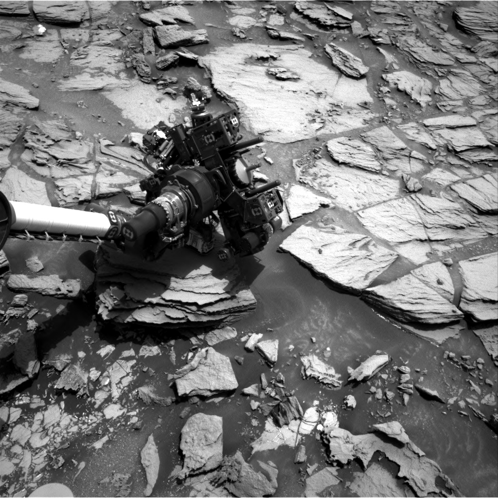 Nasa's Mars rover Curiosity acquired this image using its Right Navigation Camera on Sol 998, at drive 1570, site number 48