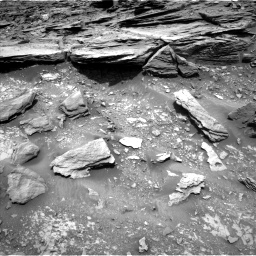 Nasa's Mars rover Curiosity acquired this image using its Left Navigation Camera on Sol 1035, at drive 1684, site number 48