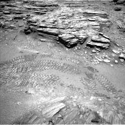 Nasa's Mars rover Curiosity acquired this image using its Left Navigation Camera on Sol 1035, at drive 1780, site number 48