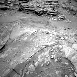 Nasa's Mars rover Curiosity acquired this image using its Left Navigation Camera on Sol 1035, at drive 1792, site number 48