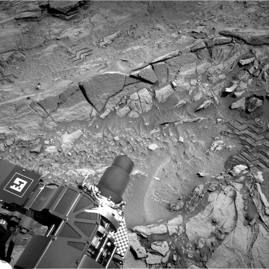 Nasa's Mars rover Curiosity acquired this image using its Right Navigation Camera on Sol 1042, at drive 2122, site number 48
