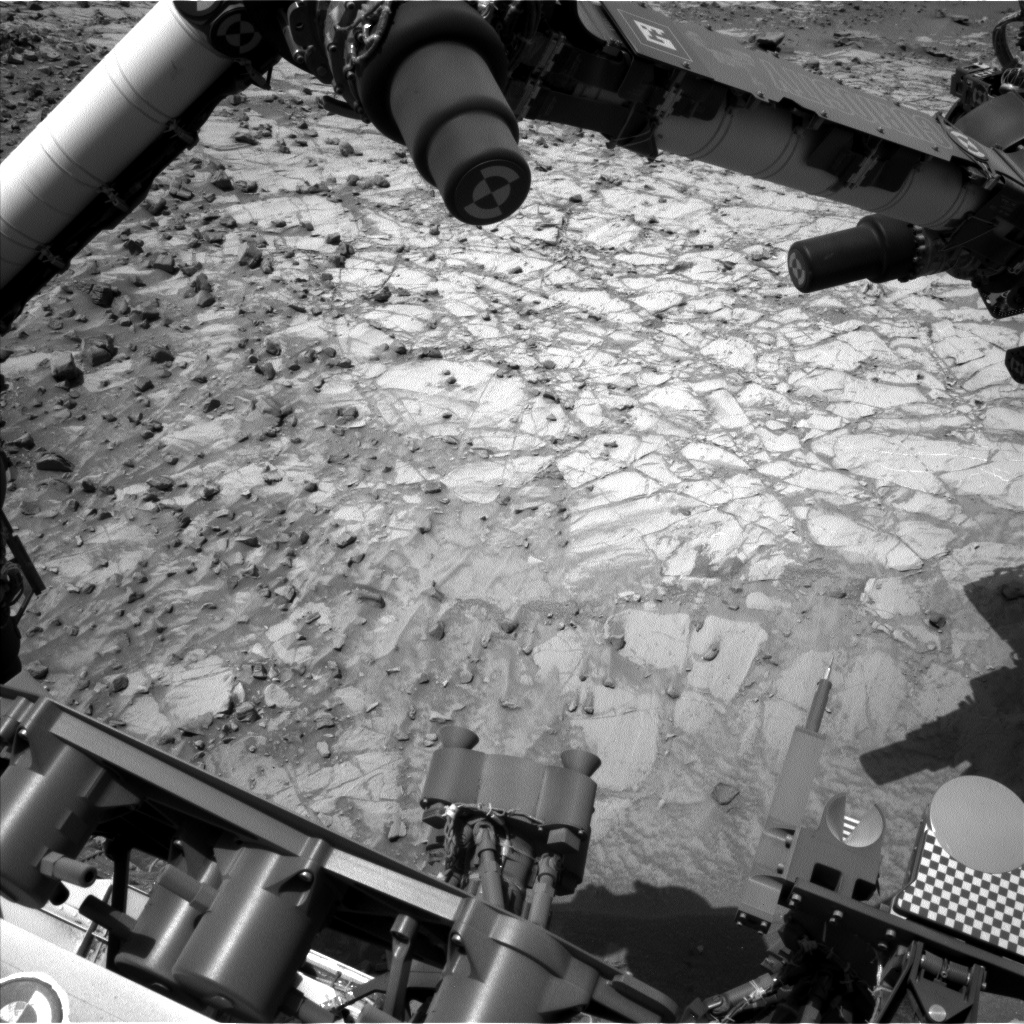 Nasa's Mars rover Curiosity acquired this image using its Left Navigation Camera on Sol 1059, at drive 2542, site number 48