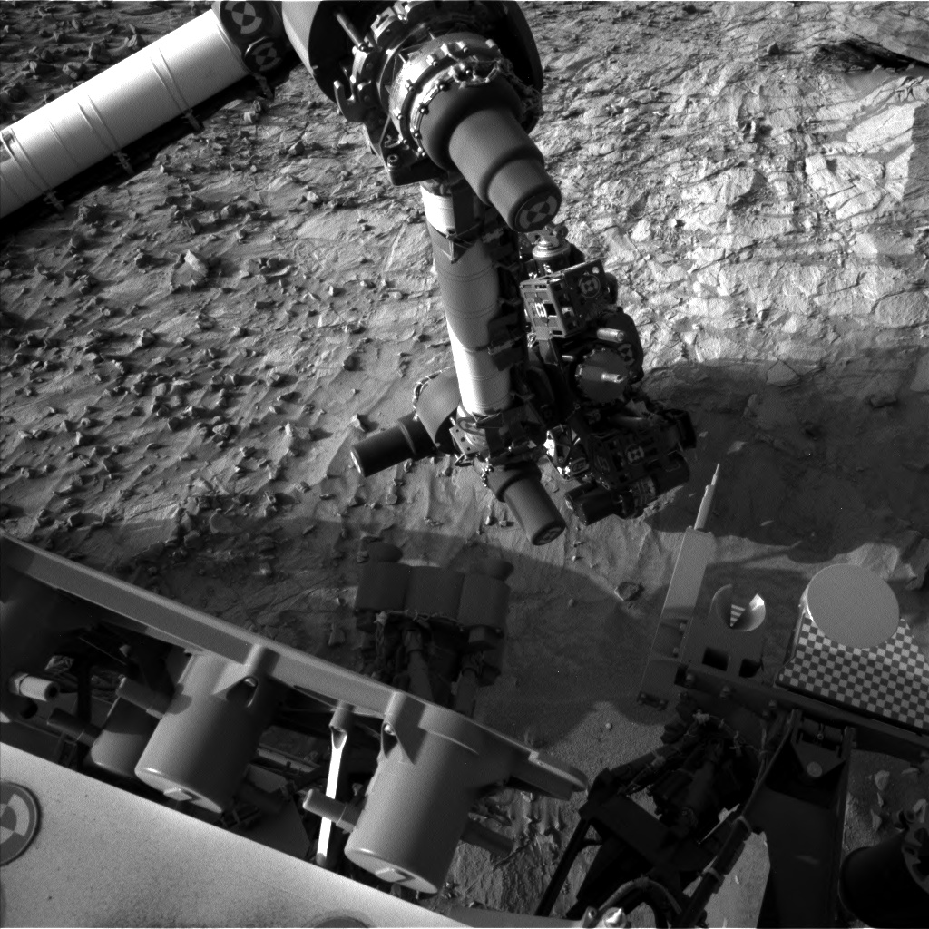 Nasa's Mars rover Curiosity acquired this image using its Left Navigation Camera on Sol 1061, at drive 2542, site number 48