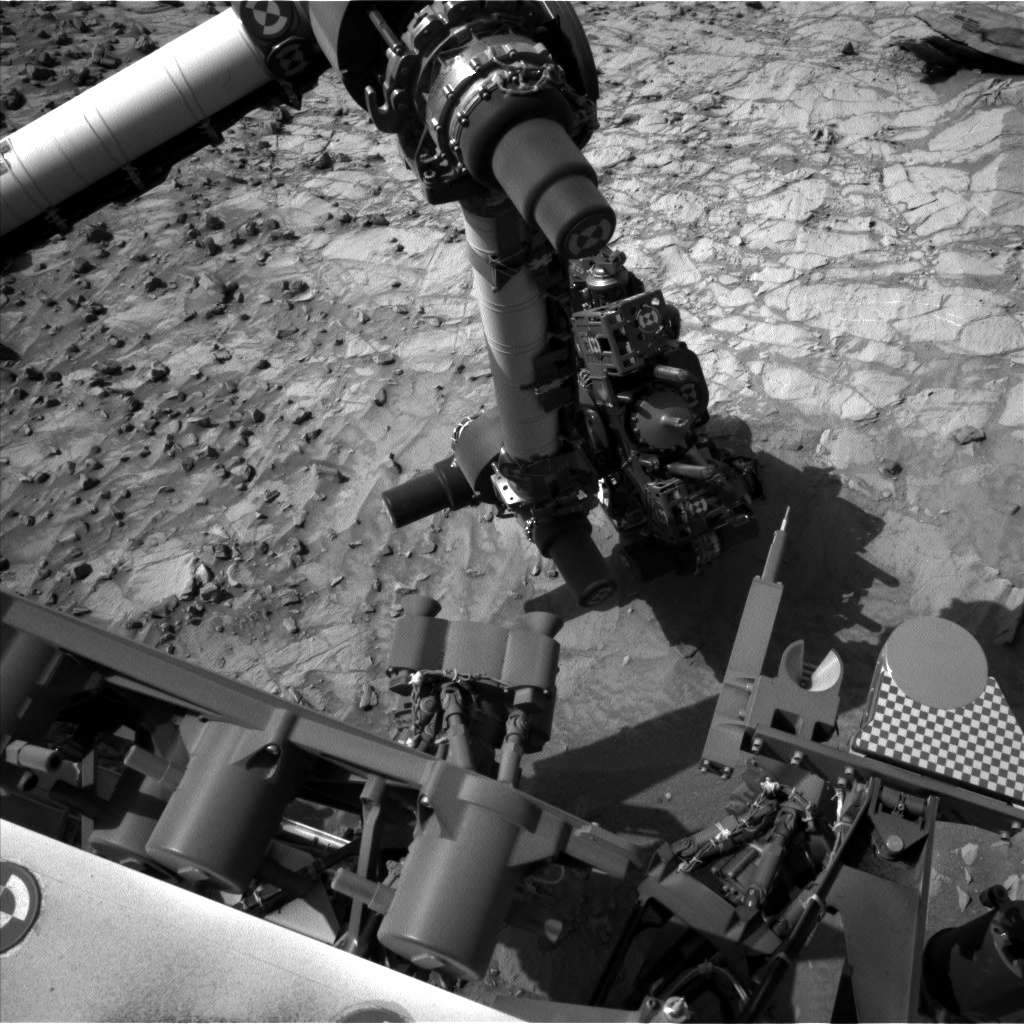 Nasa's Mars rover Curiosity acquired this image using its Left Navigation Camera on Sol 1065, at drive 2542, site number 48