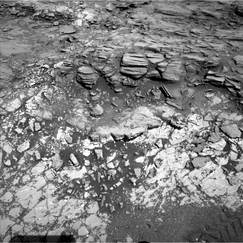 Nasa's Mars rover Curiosity acquired this image using its Left Navigation Camera on Sol 1067, at drive 0, site number 49