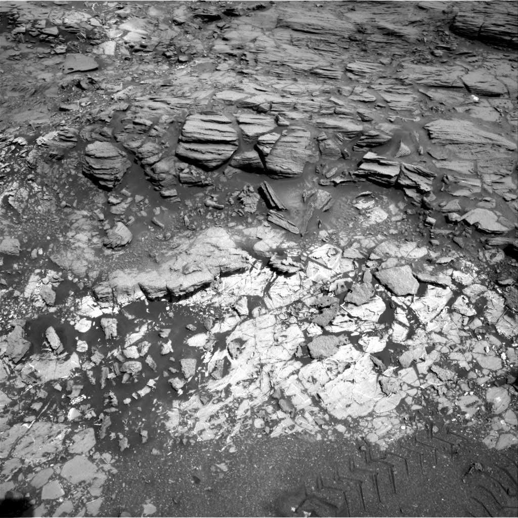 Nasa's Mars rover Curiosity acquired this image using its Right Navigation Camera on Sol 1067, at drive 0, site number 49