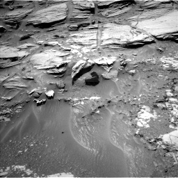 Nasa's Mars rover Curiosity acquired this image using its Left Navigation Camera on Sol 1072, at drive 54, site number 49