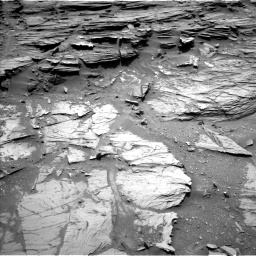Nasa's Mars rover Curiosity acquired this image using its Left Navigation Camera on Sol 1072, at drive 108, site number 49