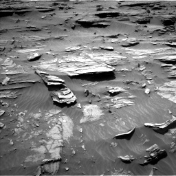 Nasa's Mars rover Curiosity acquired this image using its Left Navigation Camera on Sol 1072, at drive 216, site number 49