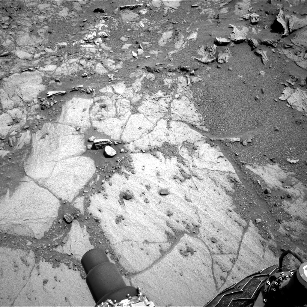 Nasa's Mars rover Curiosity acquired this image using its Left Navigation Camera on Sol 1072, at drive 294, site number 49