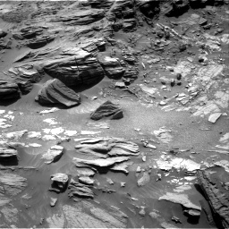 Nasa's Mars rover Curiosity acquired this image using its Right Navigation Camera on Sol 1073, at drive 318, site number 49