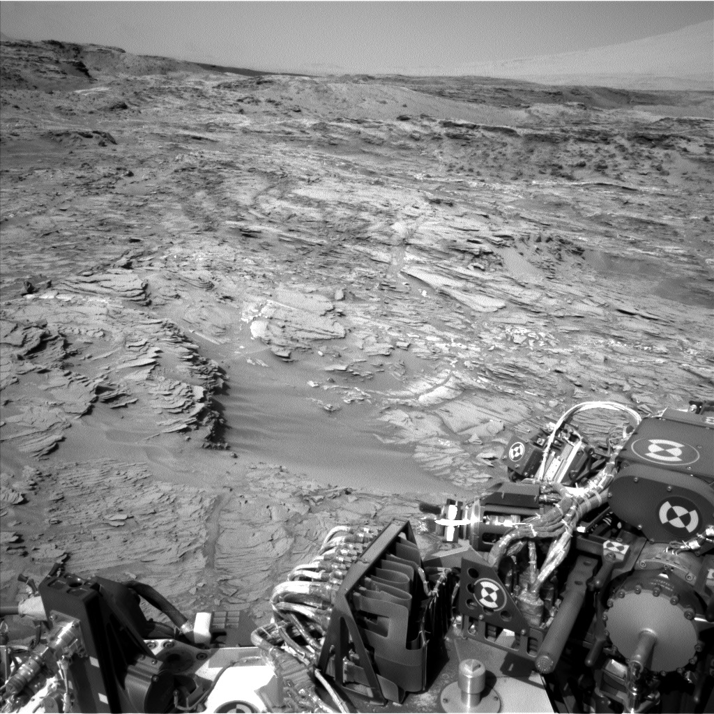 Nasa's Mars rover Curiosity acquired this image using its Left Navigation Camera on Sol 1083, at drive 1420, site number 49