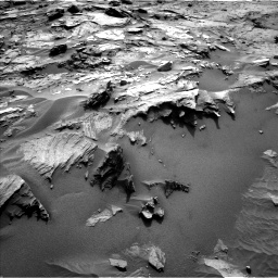 Nasa's Mars rover Curiosity acquired this image using its Left Navigation Camera on Sol 1085, at drive 1714, site number 49