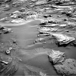 Nasa's Mars rover Curiosity acquired this image using its Left Navigation Camera on Sol 1085, at drive 1726, site number 49