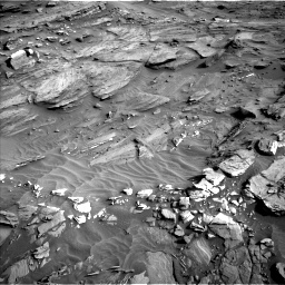 Nasa's Mars rover Curiosity acquired this image using its Left Navigation Camera on Sol 1085, at drive 1774, site number 49