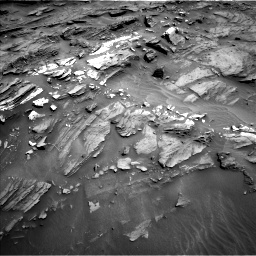Nasa's Mars rover Curiosity acquired this image using its Left Navigation Camera on Sol 1087, at drive 1798, site number 49