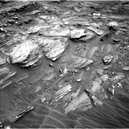 Nasa's Mars rover Curiosity acquired this image using its Left Navigation Camera on Sol 1087, at drive 1834, site number 49