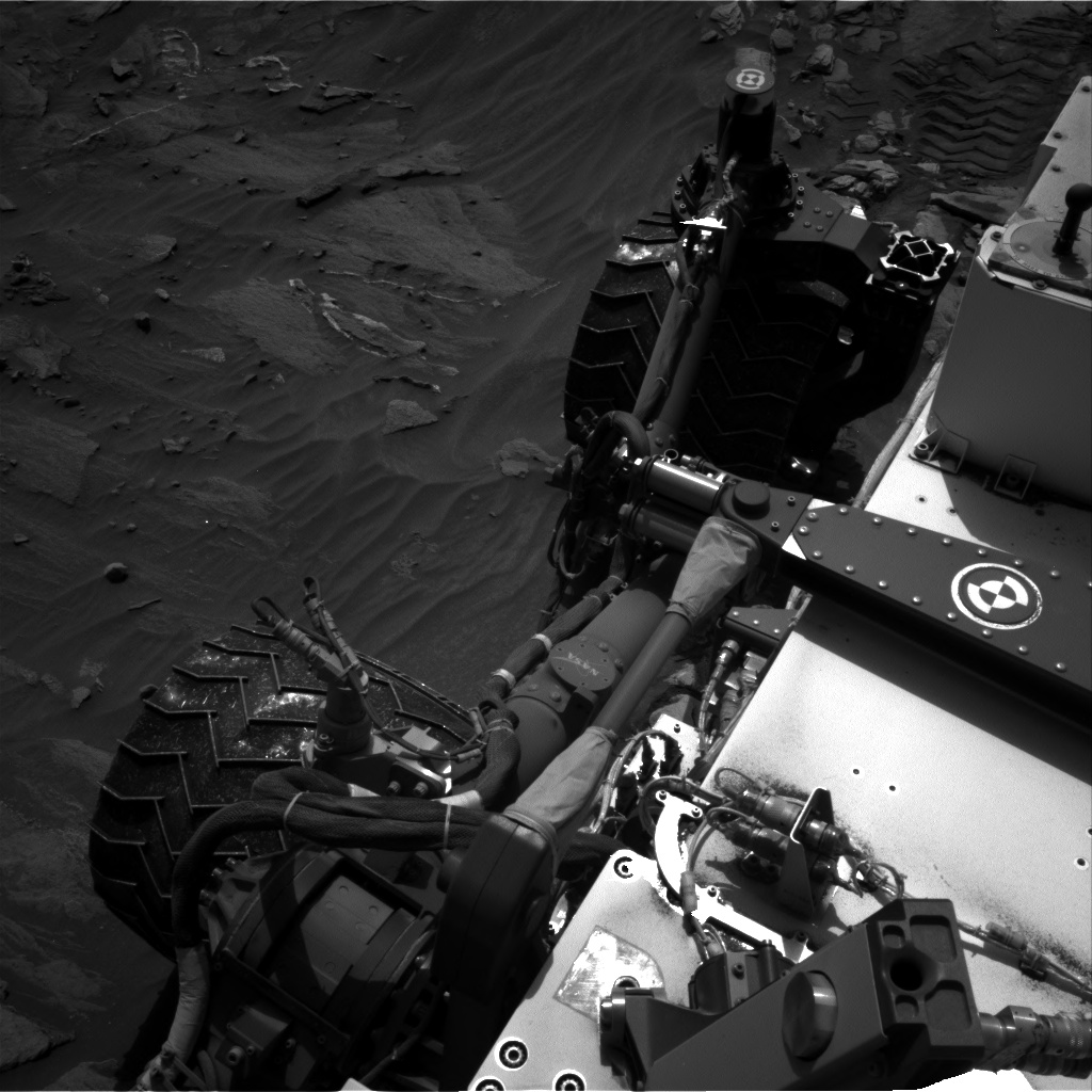 Nasa's Mars rover Curiosity acquired this image using its Right Navigation Camera on Sol 1087, at drive 1876, site number 49