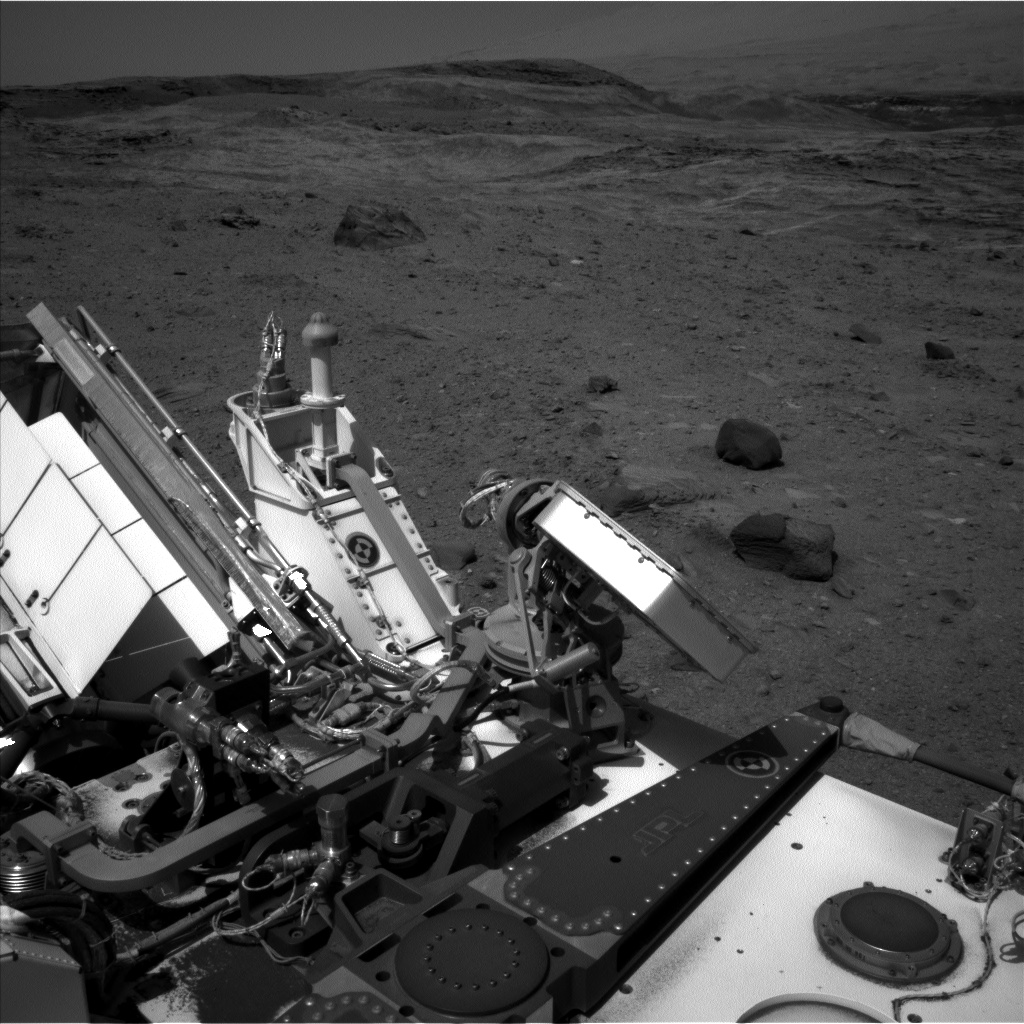 Nasa's Mars rover Curiosity acquired this image using its Left Navigation Camera on Sol 1099, at drive 2626, site number 49