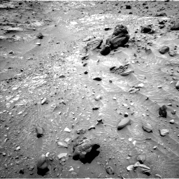 Nasa's Mars rover Curiosity acquired this image using its Left Navigation Camera on Sol 1104, at drive 2986, site number 49