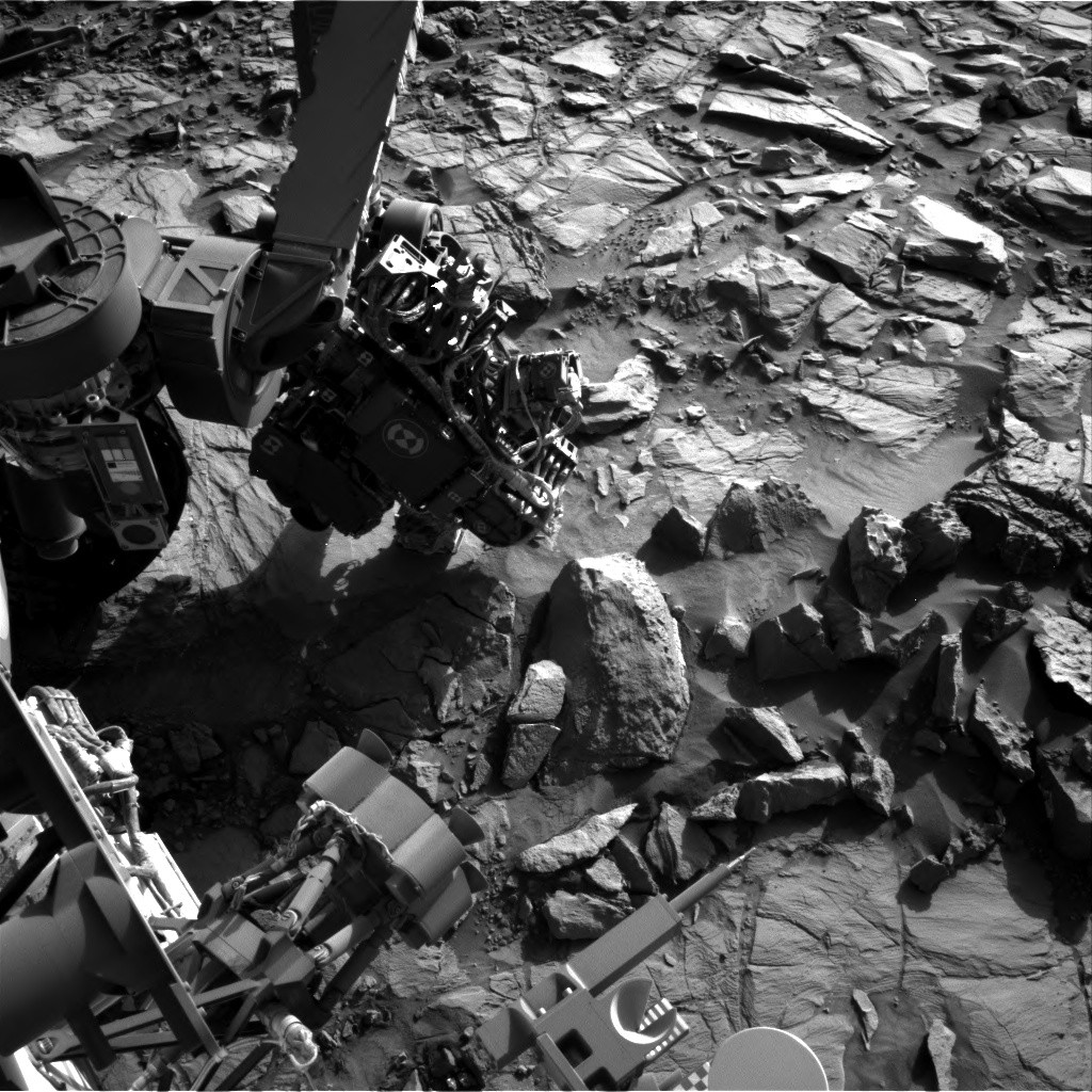 Nasa's Mars rover Curiosity acquired this image using its Right Navigation Camera on Sol 1166, at drive 3076, site number 50