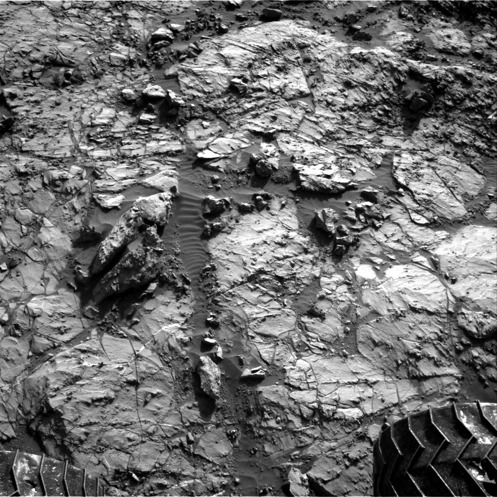 Nasa's Mars rover Curiosity acquired this image using its Right Navigation Camera on Sol 1173, at drive 874, site number 51