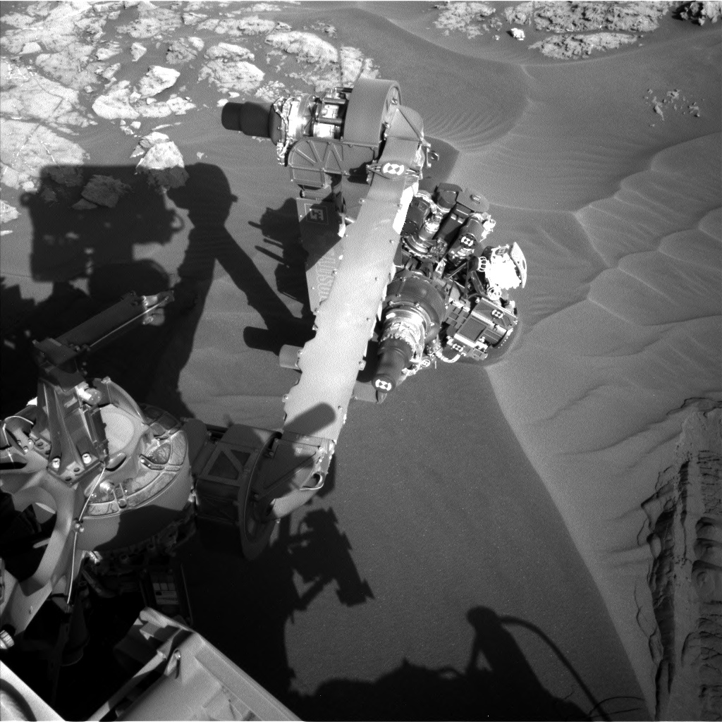 Nasa's Mars rover Curiosity acquired this image using its Left Navigation Camera on Sol 1182, at drive 1298, site number 51
