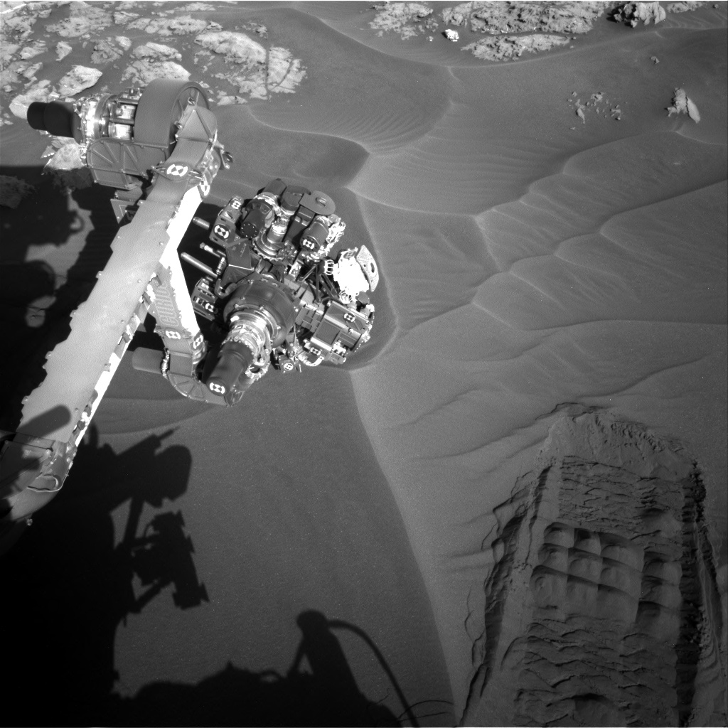 Nasa's Mars rover Curiosity acquired this image using its Right Navigation Camera on Sol 1182, at drive 1298, site number 51