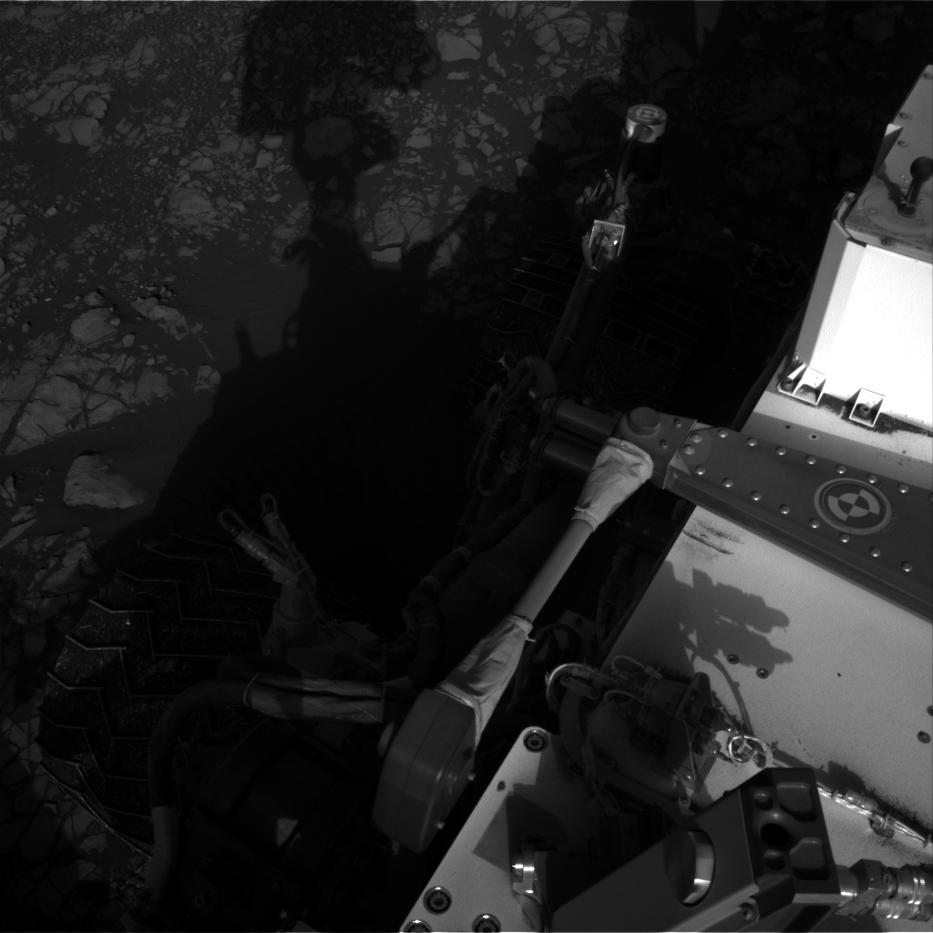 Nasa's Mars rover Curiosity acquired this image using its Right Navigation Camera on Sol 1194, at drive 2704, site number 51