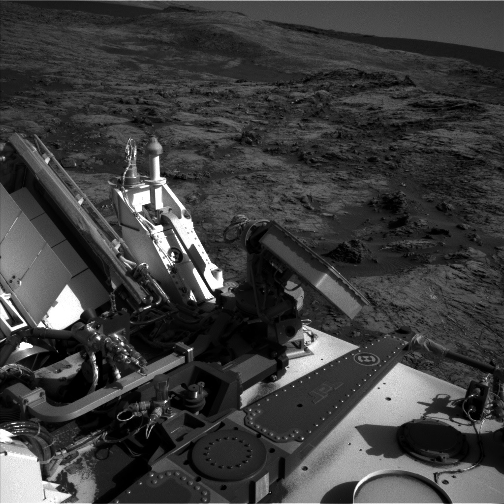 Nasa's Mars rover Curiosity acquired this image using its Left Navigation Camera on Sol 1215, at drive 614, site number 52
