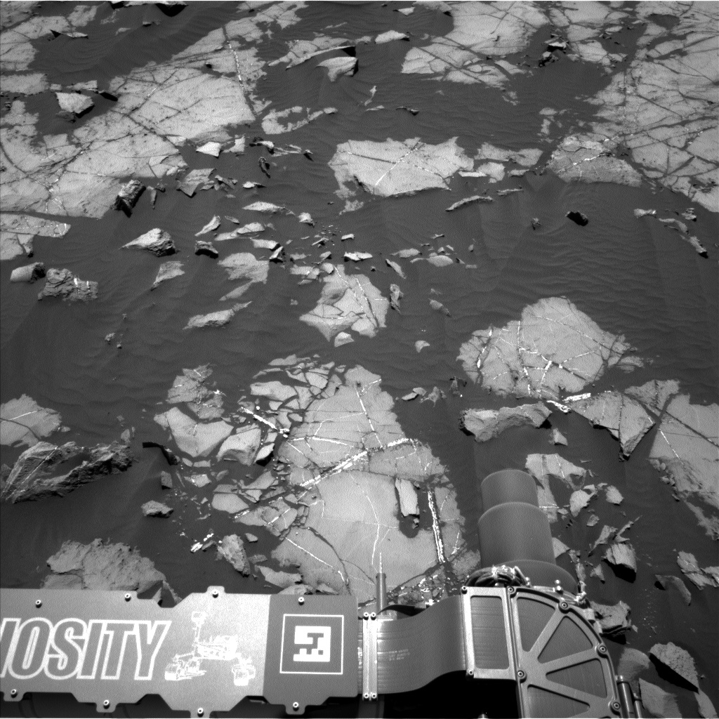 Nasa's Mars rover Curiosity acquired this image using its Left Navigation Camera on Sol 1219, at drive 936, site number 52