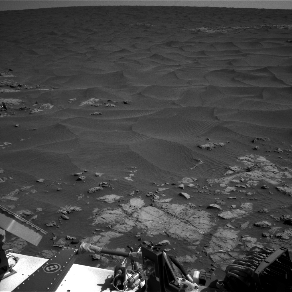 Nasa's Mars rover Curiosity acquired this image using its Left Navigation Camera on Sol 1249, at drive 2262, site number 52