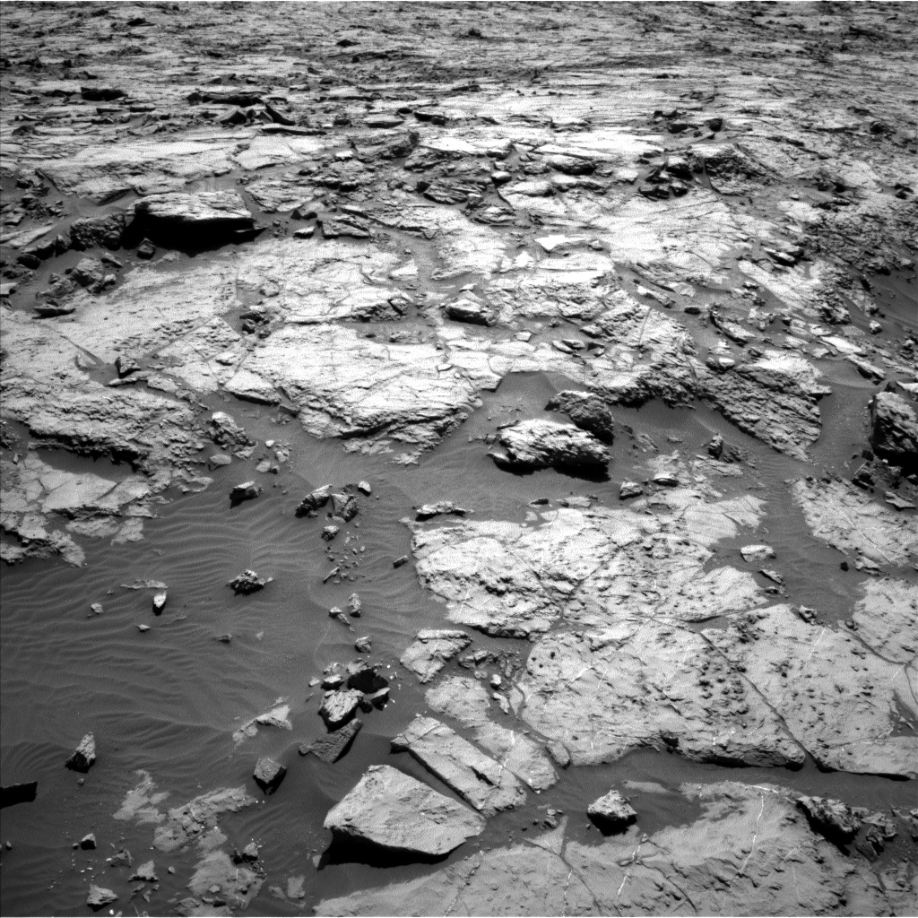 Nasa's Mars rover Curiosity acquired this image using its Left Navigation Camera on Sol 1256, at drive 2632, site number 52
