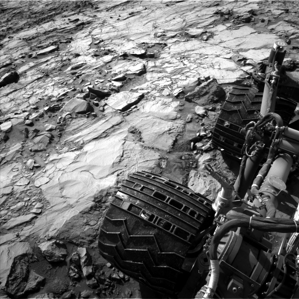 Nasa's Mars rover Curiosity acquired this image using its Left Navigation Camera on Sol 1257, at drive 2678, site number 52