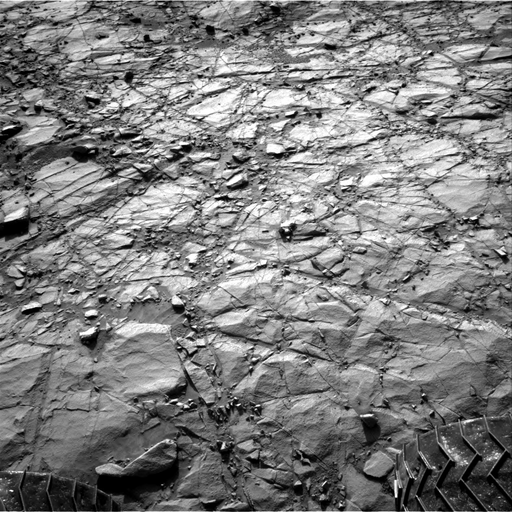 Nasa's Mars rover Curiosity acquired this image using its Right Navigation Camera on Sol 1269, at drive 636, site number 53